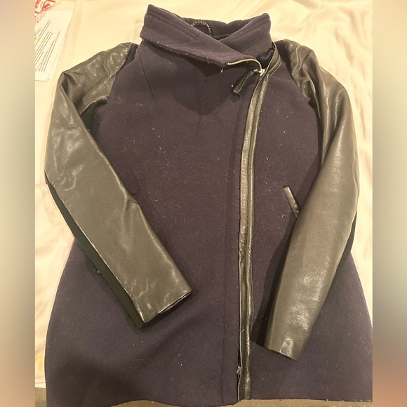 Mackage Navy Jacket - Picture 4 of 11